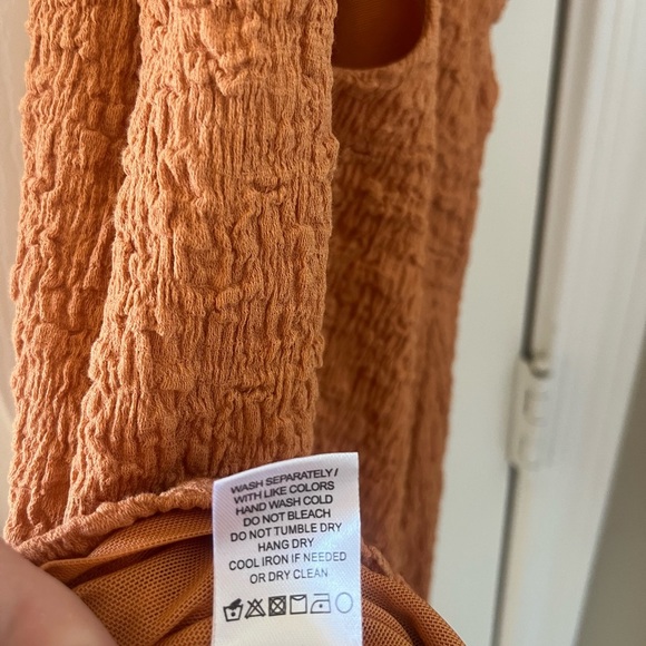 Camila Coelho One-Shoulder Orange chain strap mini dress textured size Small - Picture 9 of 10